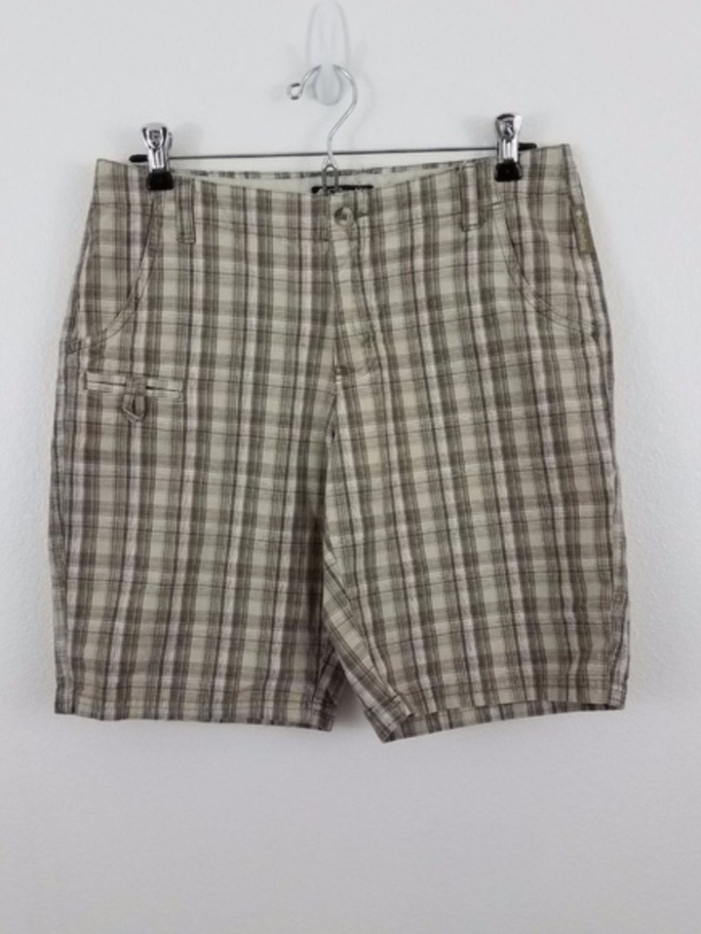 Columbia plaid cotton shorts